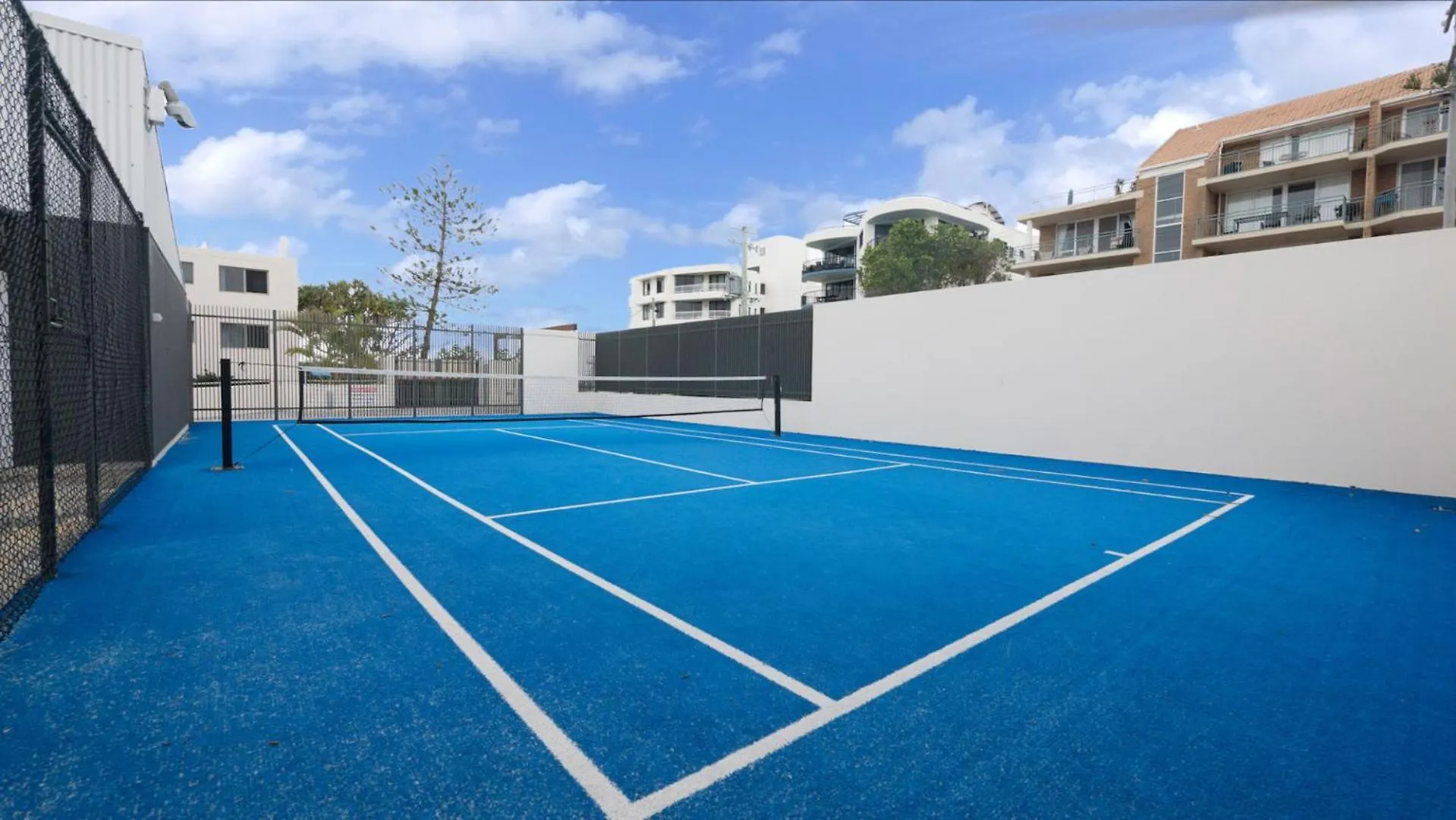 Monterey Lodge Unit 10 27 Warne Terrace Kings Beach Caloundra