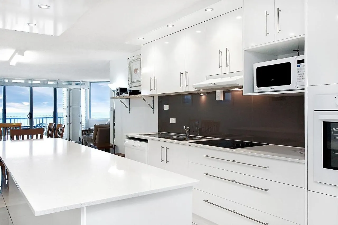 Monterey Lodge Unit 10 27 Warne Terrace Kings Beach Caloundra Appartement